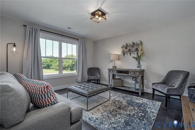 1 Scotchtown Rd, Montpelier, VA 23192