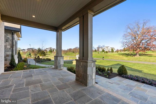 22955 MONTJOY CT, Leesburg, VA 20175