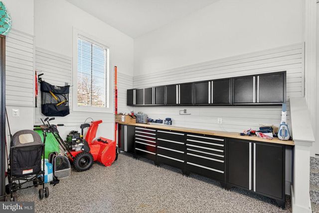 22955 MONTJOY CT, Leesburg, VA 20175