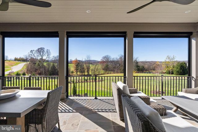 22955 MONTJOY CT, Leesburg, VA 20175