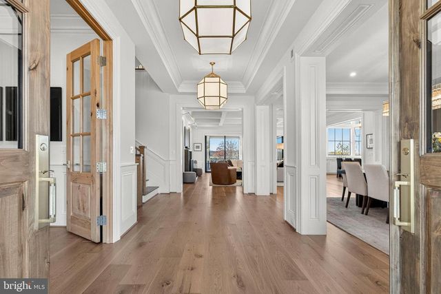 22955 MONTJOY CT, Leesburg, VA 20175