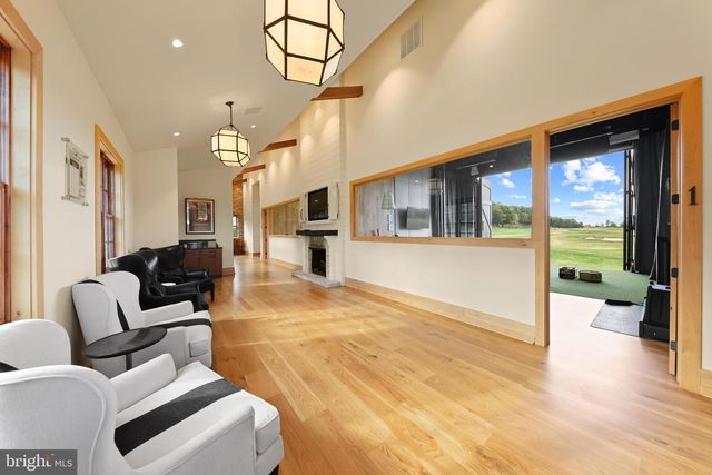 22955 MONTJOY CT, Leesburg, VA 20175