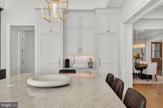 22955 MONTJOY CT, Leesburg, VA 20175