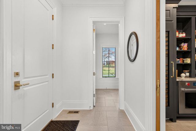 22955 MONTJOY CT, Leesburg, VA 20175