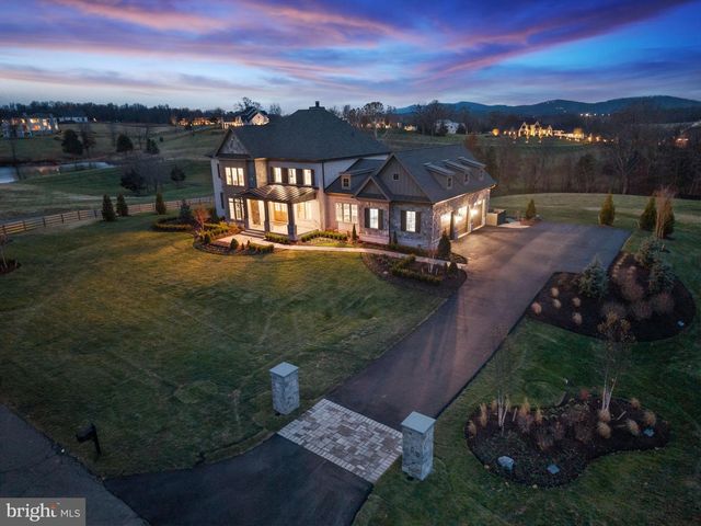 22955 MONTJOY CT, Leesburg, VA 20175