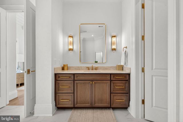 22955 MONTJOY CT, Leesburg, VA 20175