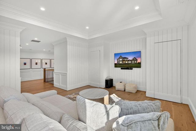 22955 MONTJOY CT, Leesburg, VA 20175