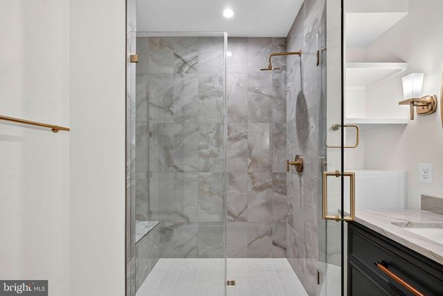 22955 MONTJOY CT, Leesburg, VA 20175