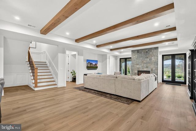 22955 MONTJOY CT, Leesburg, VA 20175