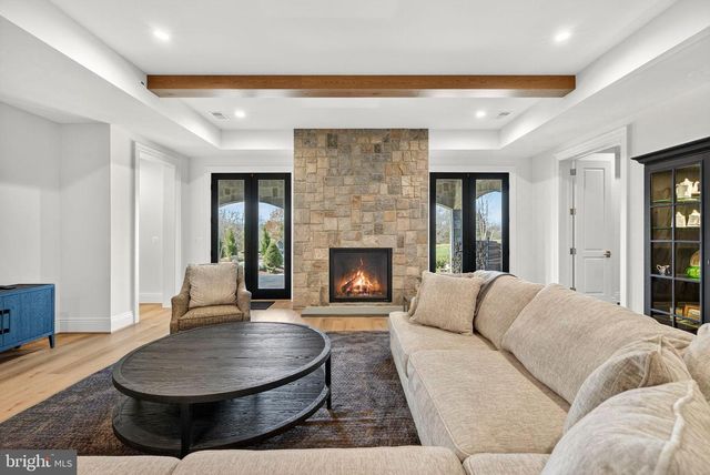 22955 MONTJOY CT, Leesburg, VA 20175