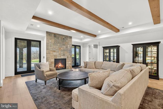 22955 MONTJOY CT, Leesburg, VA 20175