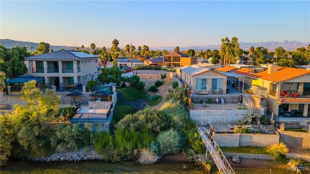 2145 Whitewater Drive, Bullhead City, AZ 86442