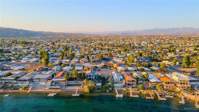 2145 Whitewater Drive, Bullhead City, AZ 86442