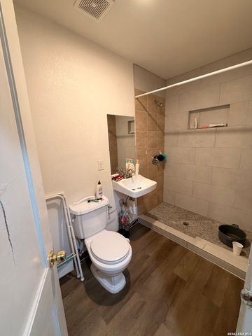 227 Shrine, San Antonio, TX 78221
