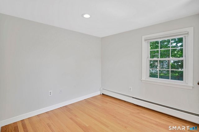 29 Chester Drive, Manchester, CT 06040