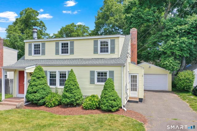 29 Chester Drive, Manchester, CT 06040