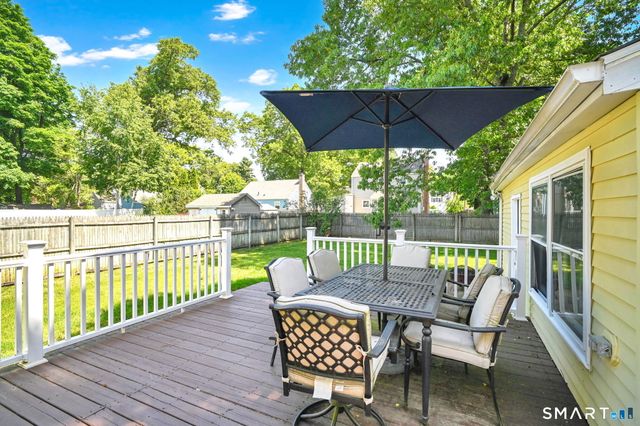 29 Chester Drive, Manchester, CT 06040