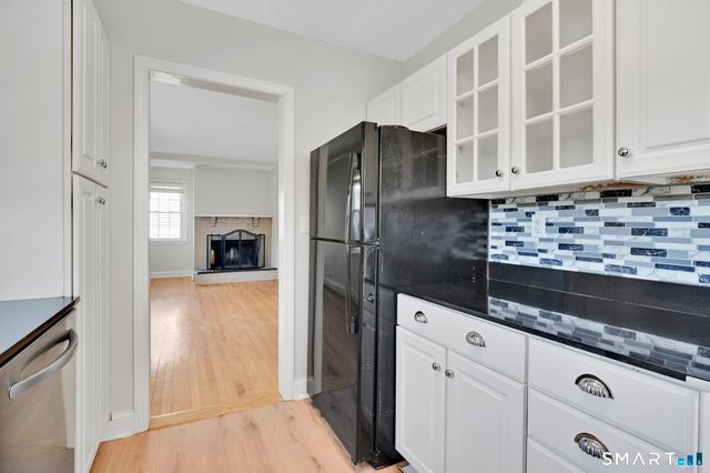29 Chester Drive, Manchester, CT 06040