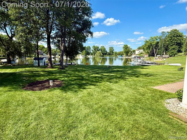 3780 Lake Lapeer Drive, Elba Township, MI 48455
