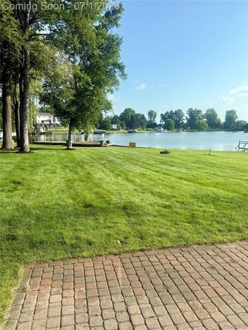 3780 Lake Lapeer Drive, Elba Township, MI 48455