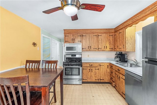 75 Thurston Street, East Providence, RI 02915