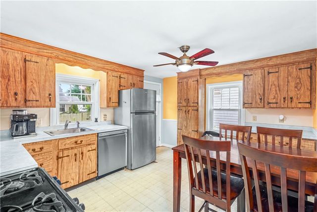 75 Thurston Street, East Providence, RI 02915
