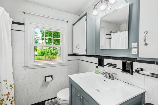 75 Thurston Street, East Providence, RI 02915