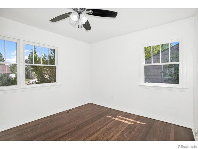 2519 10th Ave Ct, Greeley, CO 80631