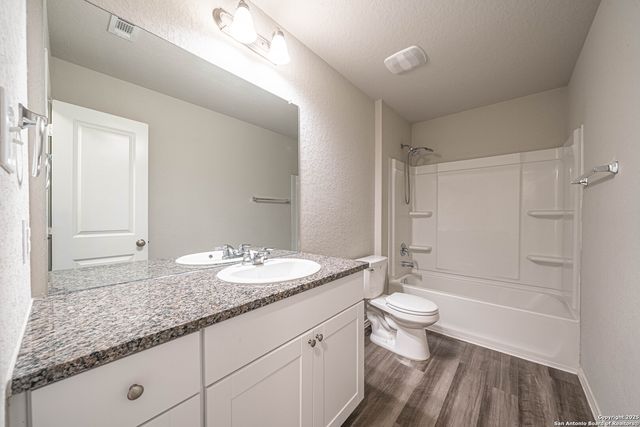 2942 Daisy Meadow, New Braunfels, TX 78130