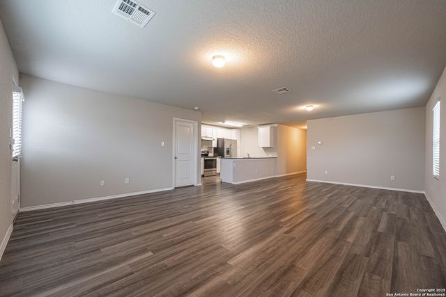 2942 Daisy Meadow, New Braunfels, TX 78130