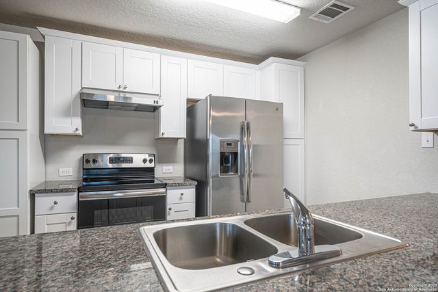 2942 Daisy Meadow, New Braunfels, TX 78130