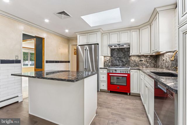 198 HOPEWELL PRINCETON RD, Hopewell, NJ 08525
