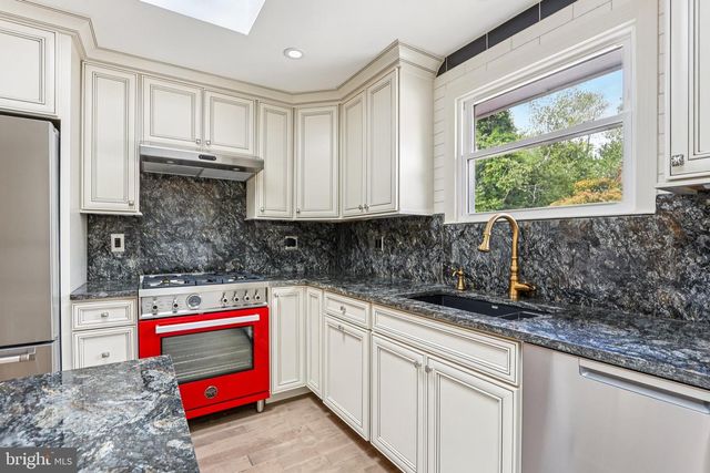 198 HOPEWELL PRINCETON RD, Hopewell, NJ 08525