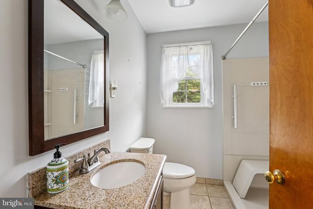 198 HOPEWELL PRINCETON RD, Hopewell, NJ 08525
