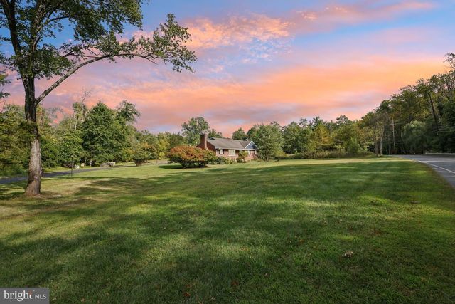 198 HOPEWELL PRINCETON RD, Hopewell, NJ 08525