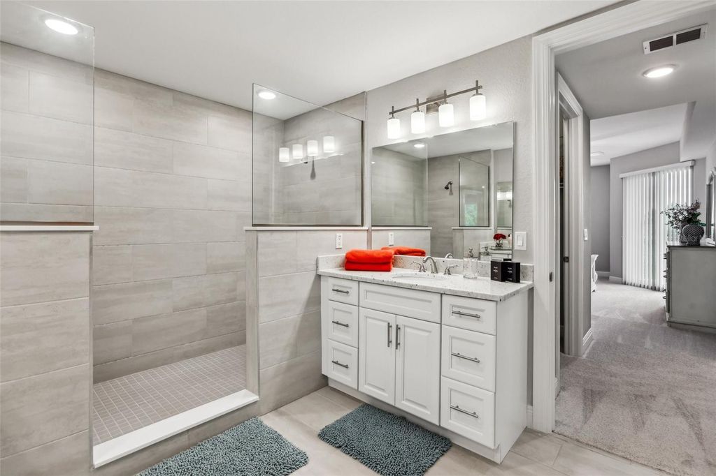 Image 26 of property listing at 7 RIVERWALK DRIVE 305, New Smyrna Beach, FL 32169