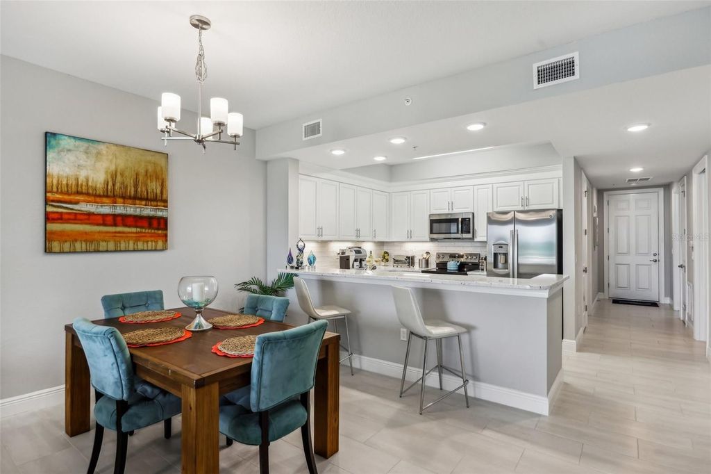 Image 7 of property listing at 7 RIVERWALK DRIVE 305, New Smyrna Beach, FL 32169