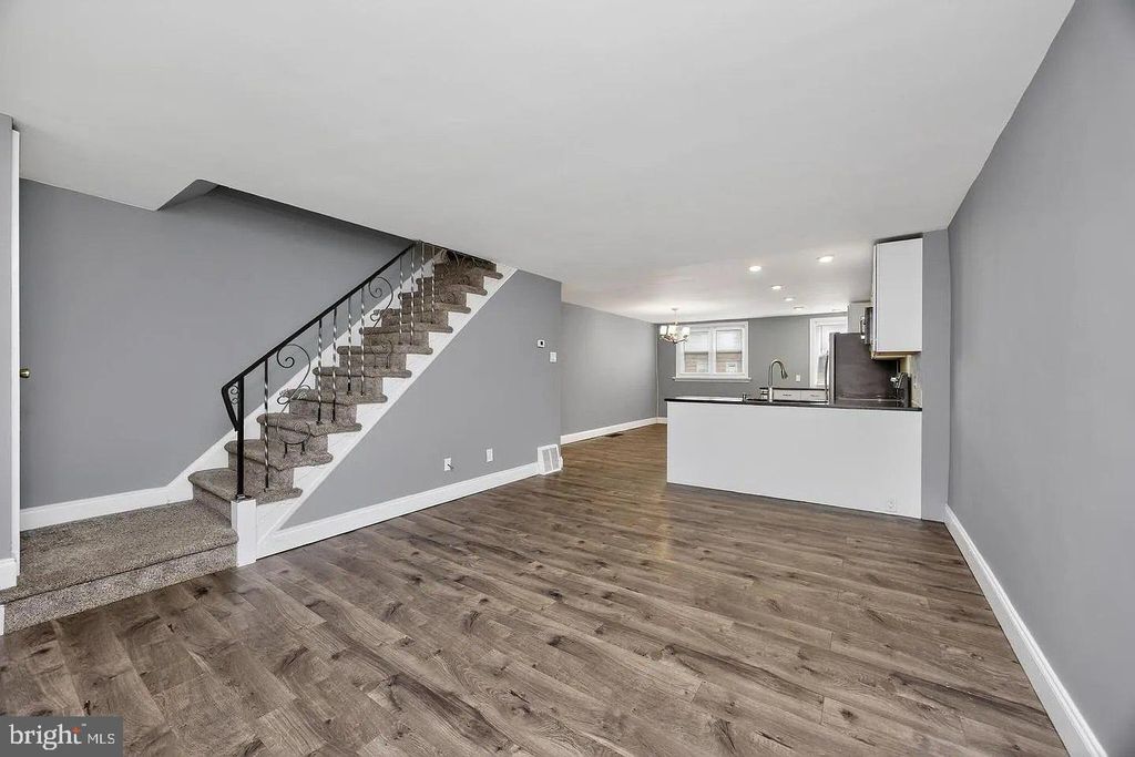 317 WESTBROOK DR, CLIFTON HEIGHTS, PA 19018 — photo 5