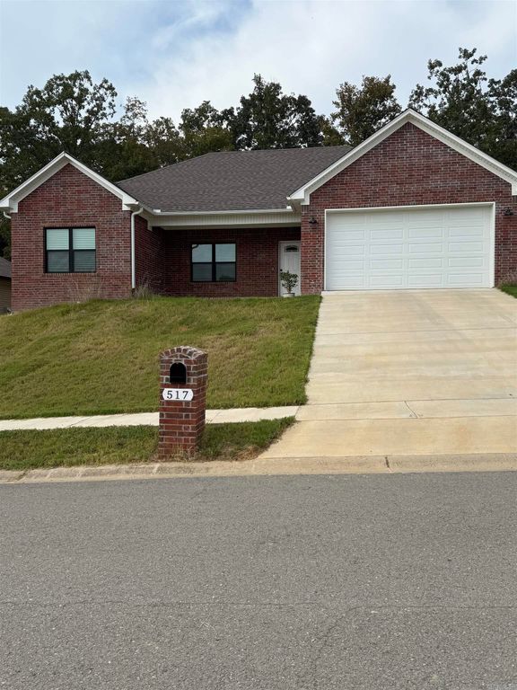 517 Crepe Myrtle Loop, Cabot, AR 72023