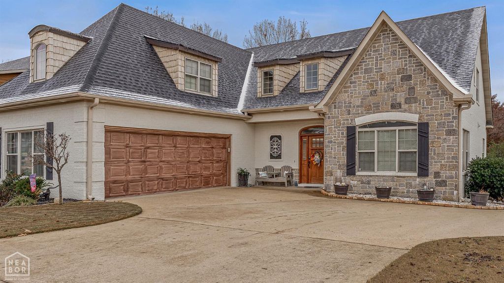 5234 Providence Circle, Jonesboro, AR 72404