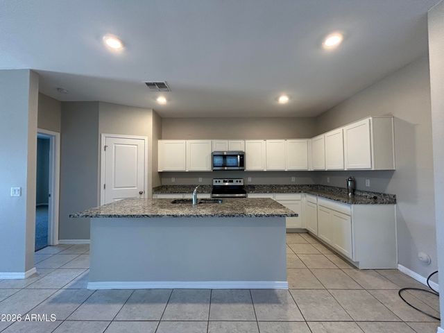 6551 W MAGDALENA Lane, Laveen, AZ 85339