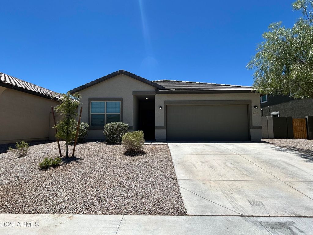 6551 W MAGDALENA Lane, Laveen, AZ 85339