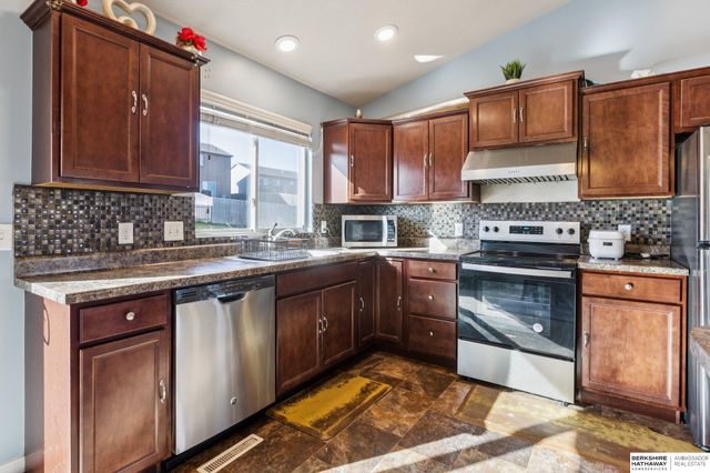 13955 Weber Street, Omaha, NE 68142