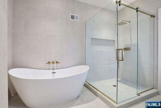 226 Haworth Avenue, Haworth, NJ 07641