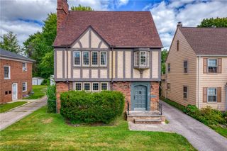 3553 Ingleside Road, Shaker Heights, OH 44122