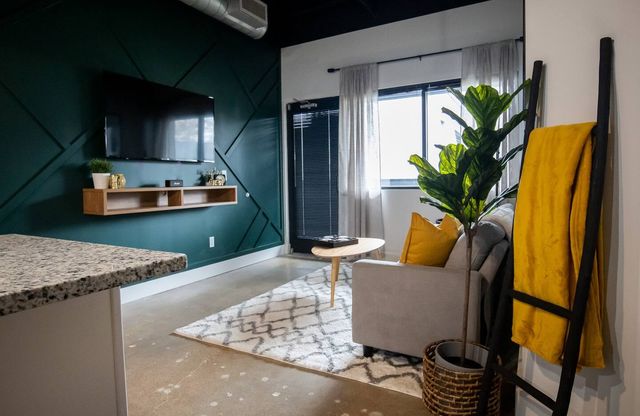 295 Plus Park Blvd Unit 212, Nashville, TN 37217