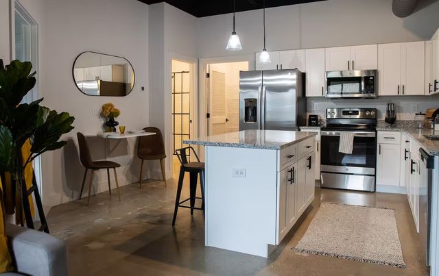 295 Plus Park Blvd Unit 212, Nashville, TN 37217