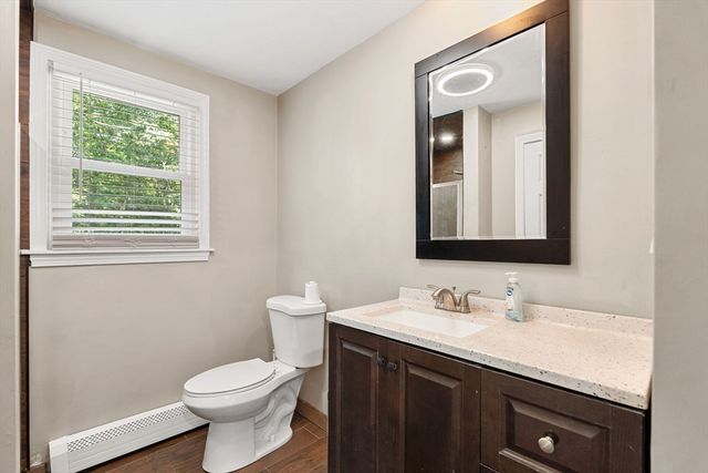 26 Parsonage Hill Rd, Haverhill, MA 01832