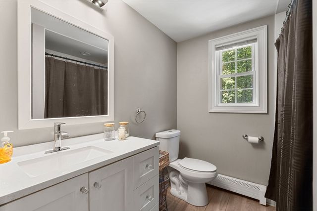 26 Parsonage Hill Rd, Haverhill, MA 01832