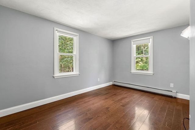 26 Parsonage Hill Rd, Haverhill, MA 01832